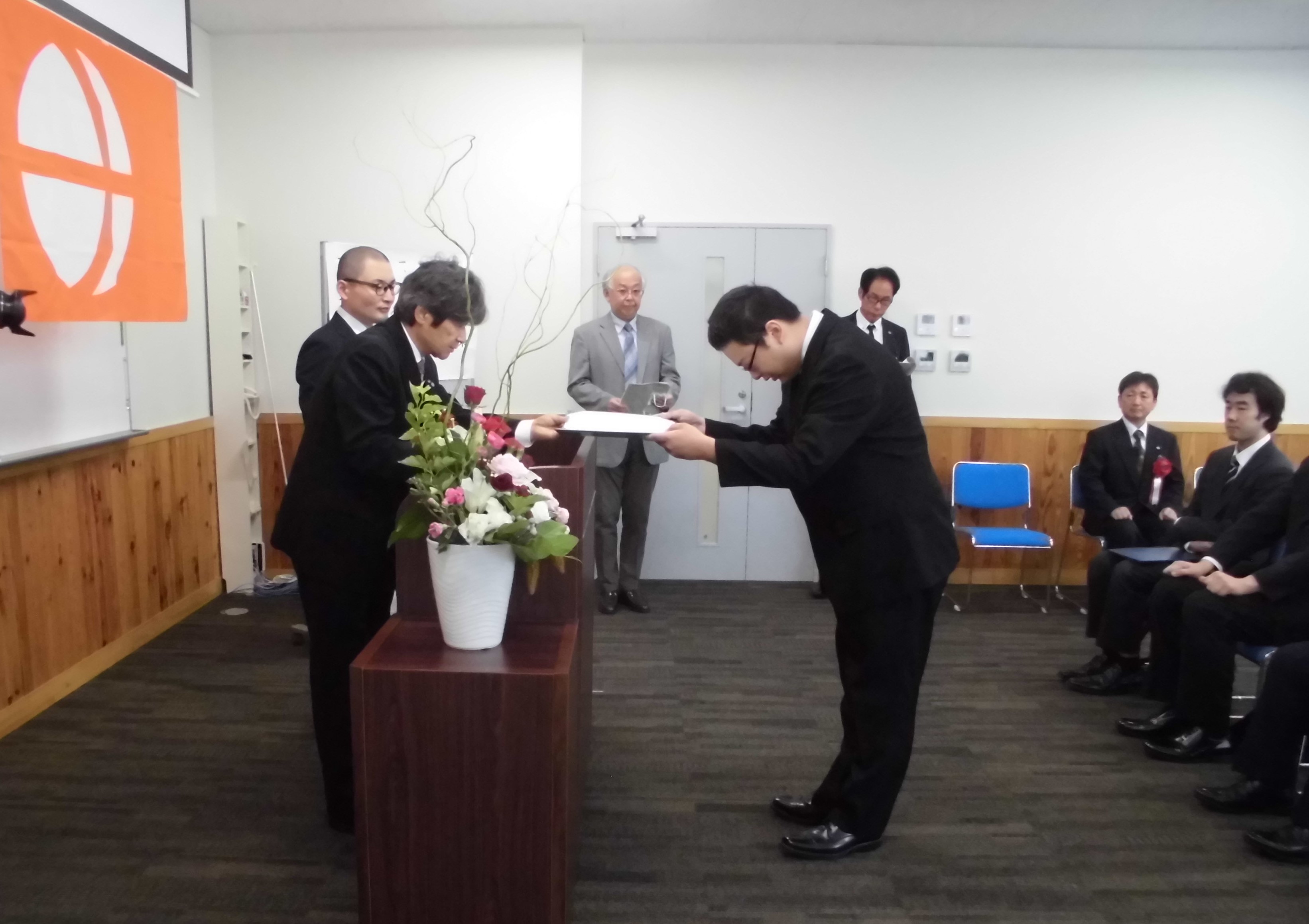 短期過程機械科(前期)の修了式を行いました。